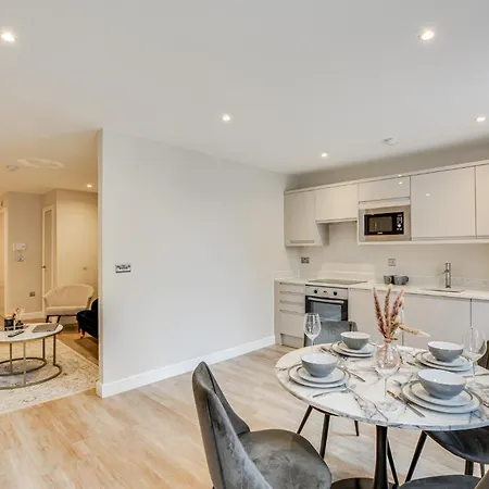 Manhattan Apartment-city Centre アパート *